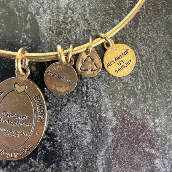 Alex and Ani Granddaughter Charm Bangle Gold Tone 2016 Keepsake Bracelet - Picture 11 of 12